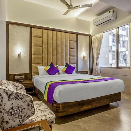 Treebo Premium Savera Inn Mumbai Exteriör bild