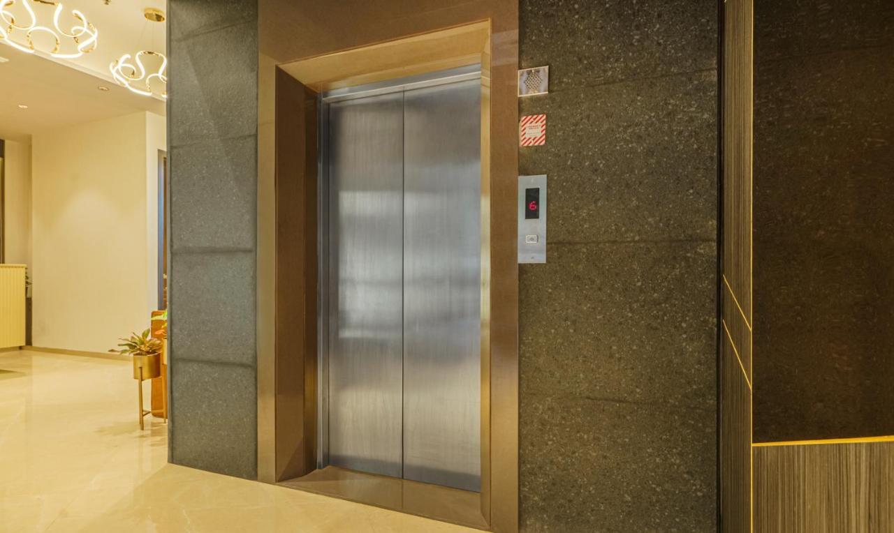 Treebo Premium Savera Inn Mumbai Exteriör bild