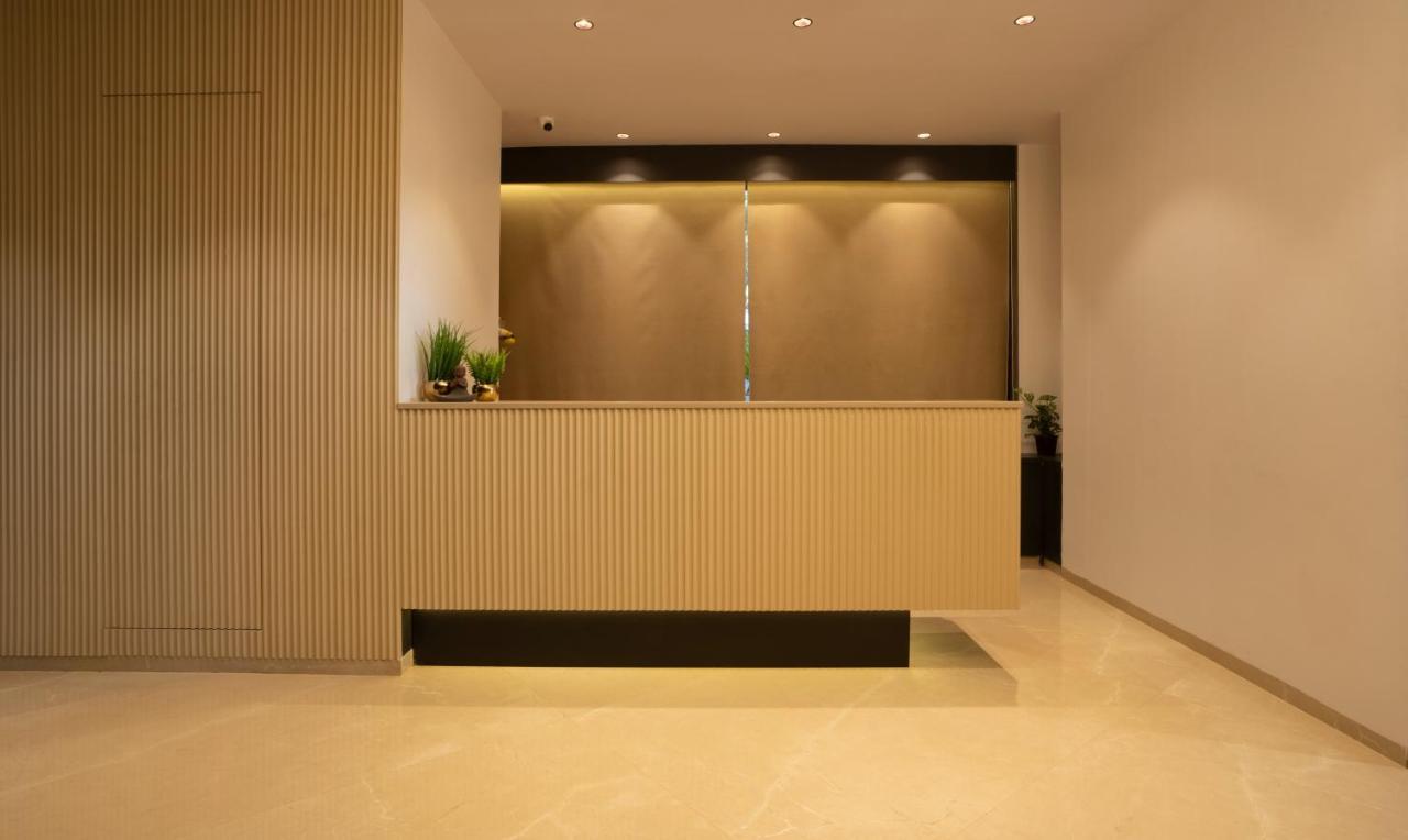 Treebo Premium Savera Inn Mumbai Exteriör bild