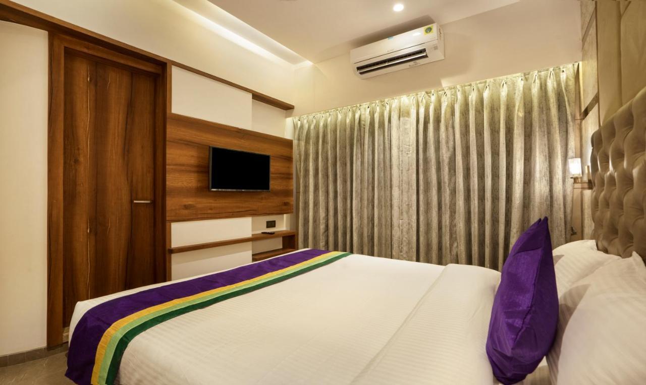 Treebo Premium Savera Inn Mumbai Exteriör bild